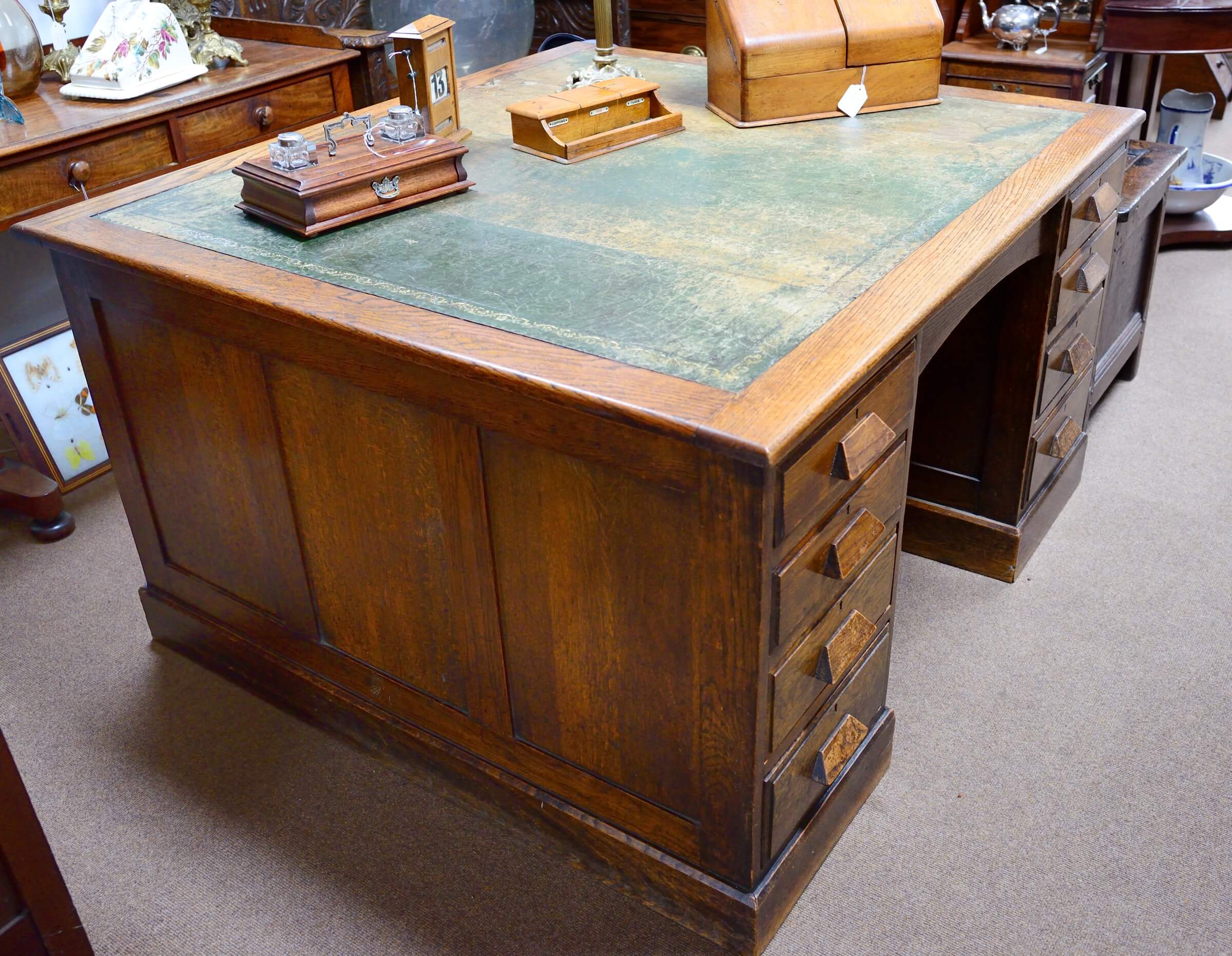 Partners' Desk